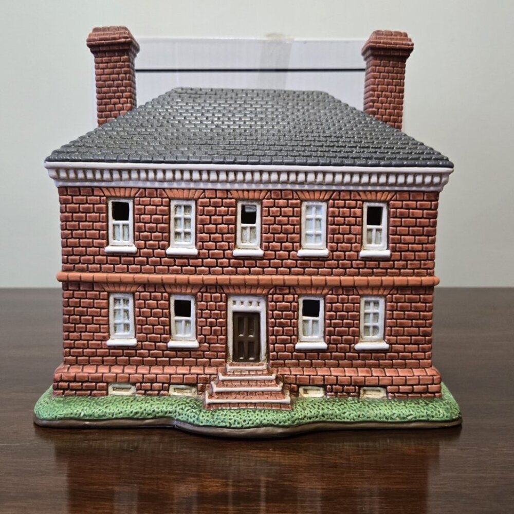 Colonial Williamsburg George Wythe House Lefton HAUNTED Historic‎ Building 1754